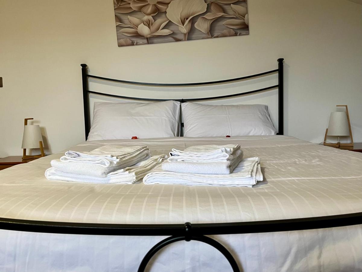 סאסארי Golden Villa, Residenza Di Campagna מראה חיצוני תמונה